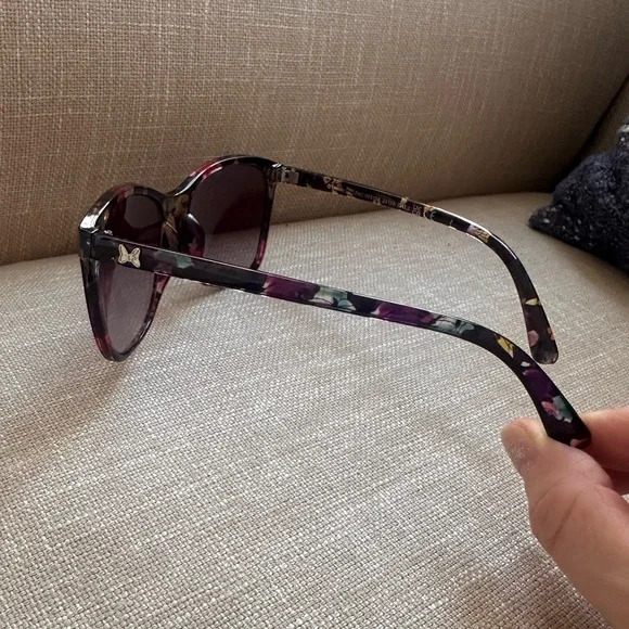 Women’s Disney Park Sunglasses - Picture 3 of 6